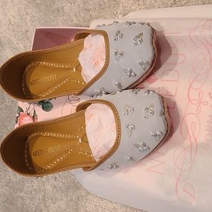 Needle dust powder blue Indian flats